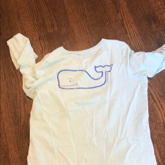 vineyard vines shirt - Picture 2 of 3